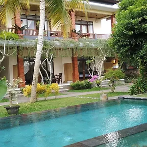 3* Konukevi Nyoman Sandi